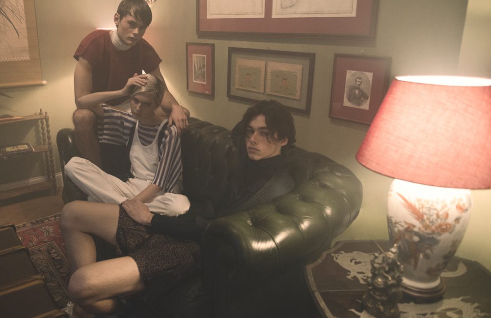 Left wears Top / Homme Plissé Issey Miyake Swimshorts & Shoes / Hilfiger Denim Middle wears Top / Pleats Please Issey Miyake Vest / Calvin Klein Trousers / Tommy Hilfiger Right wears Top / Homme Plisse Issey Miyake Shorts / Ermanno Scervino Shoes / Hilfiger Denim 