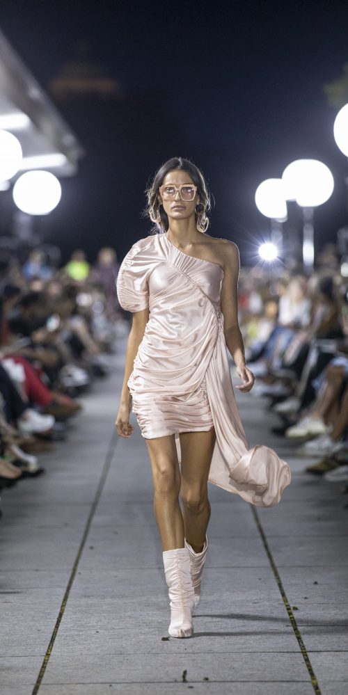 Ania Marincek and Lora Sonney from HEAD – Geneve. Photo by Alexander Palacio.