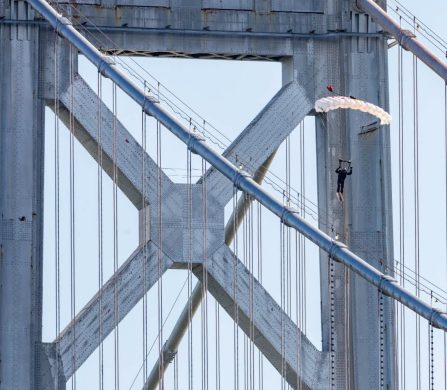 Prada Linea Rossa_Red Bull_Bridge Rider (3)