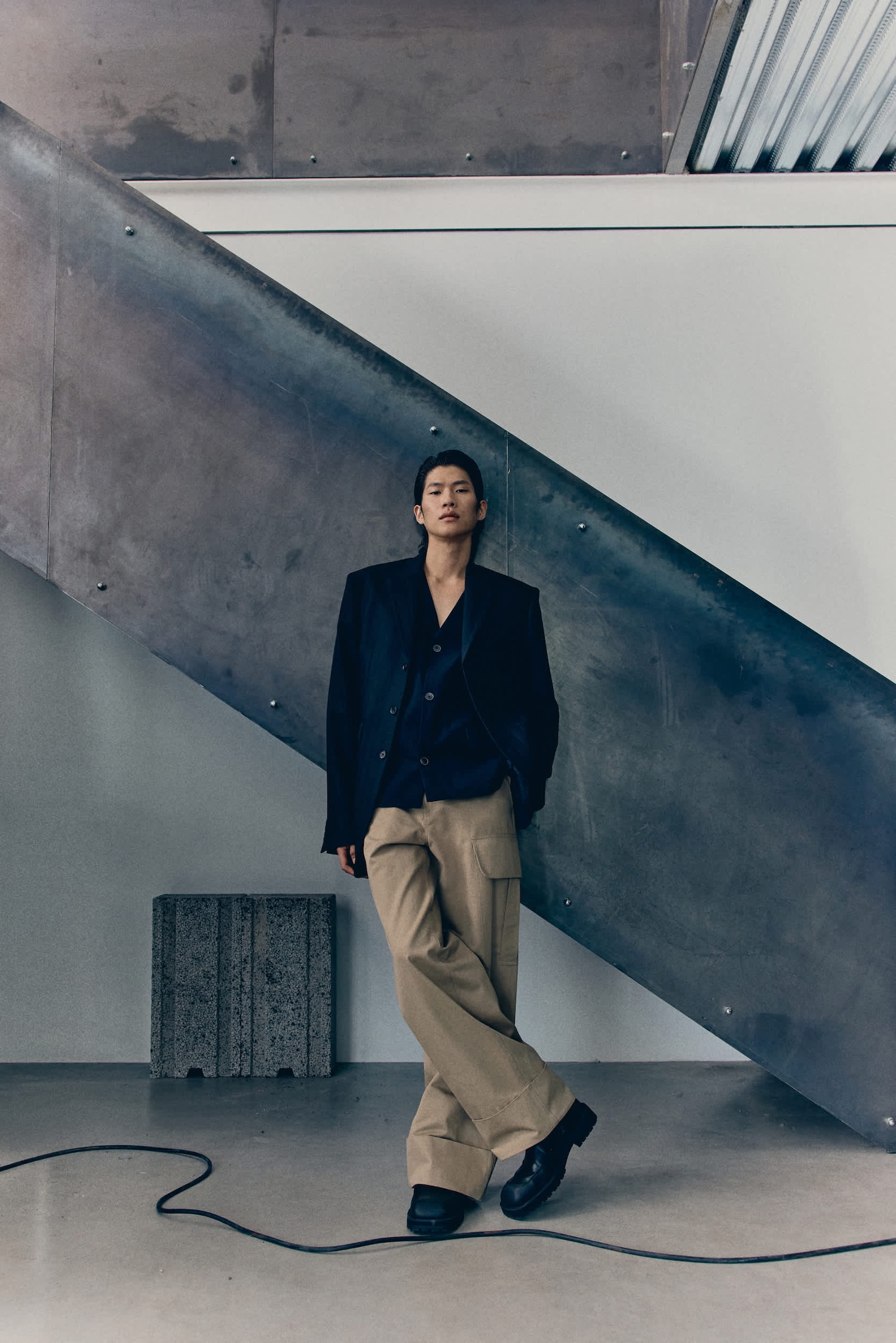 HM_ATELIER_AW25_CAMPAIGN_09