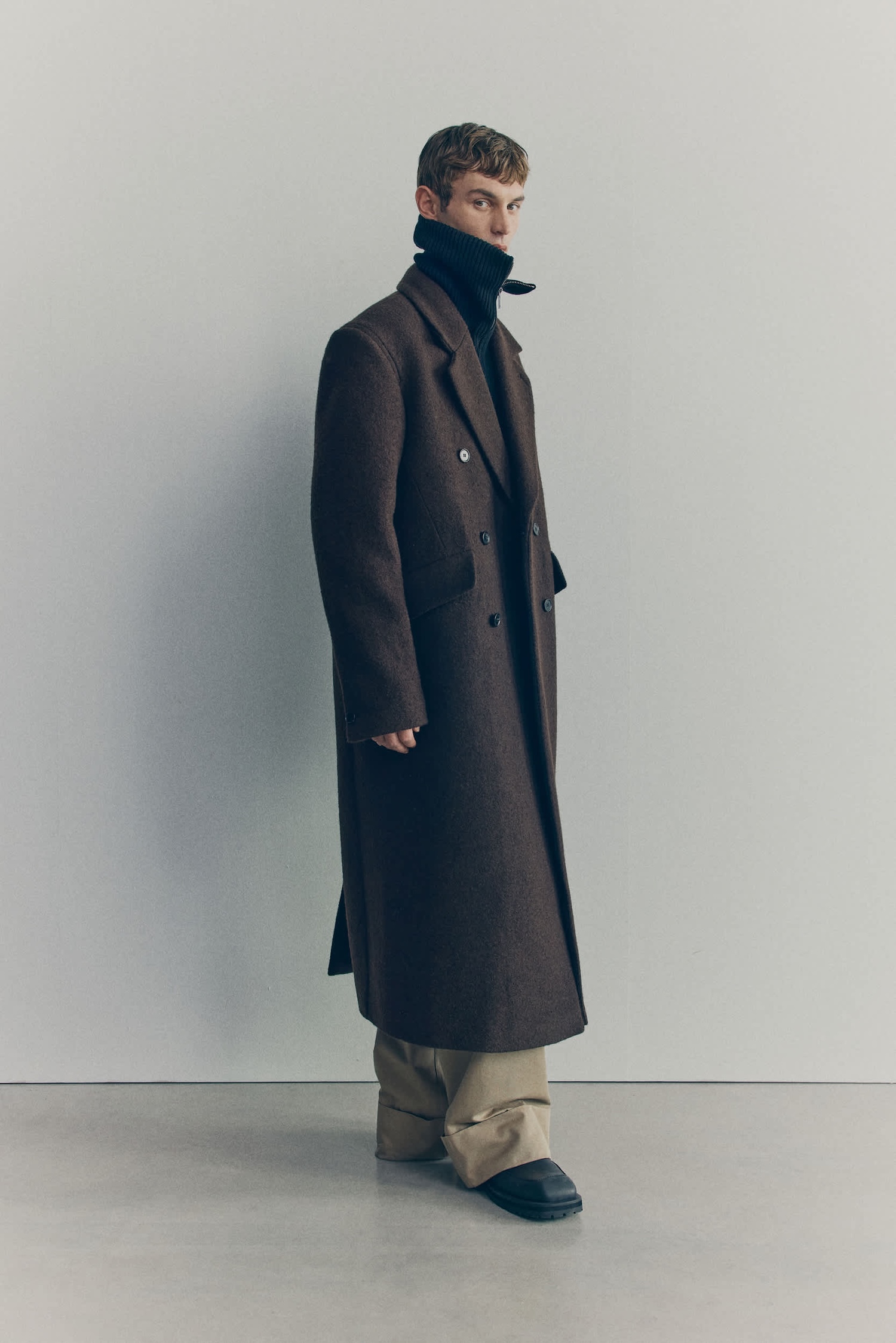 HM_ATELIER_AW25_CAMPAIGN_12