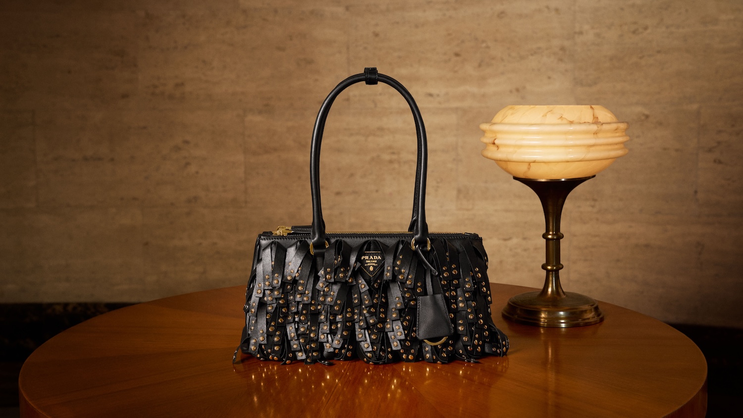 Prada Galleria_Leathergoods 2025 adv campaign still life (7)