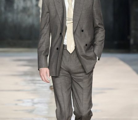 BOSS_Spring_Summer_26_Fashion_Show_RUNWAY_002_9x16__image-mid-res