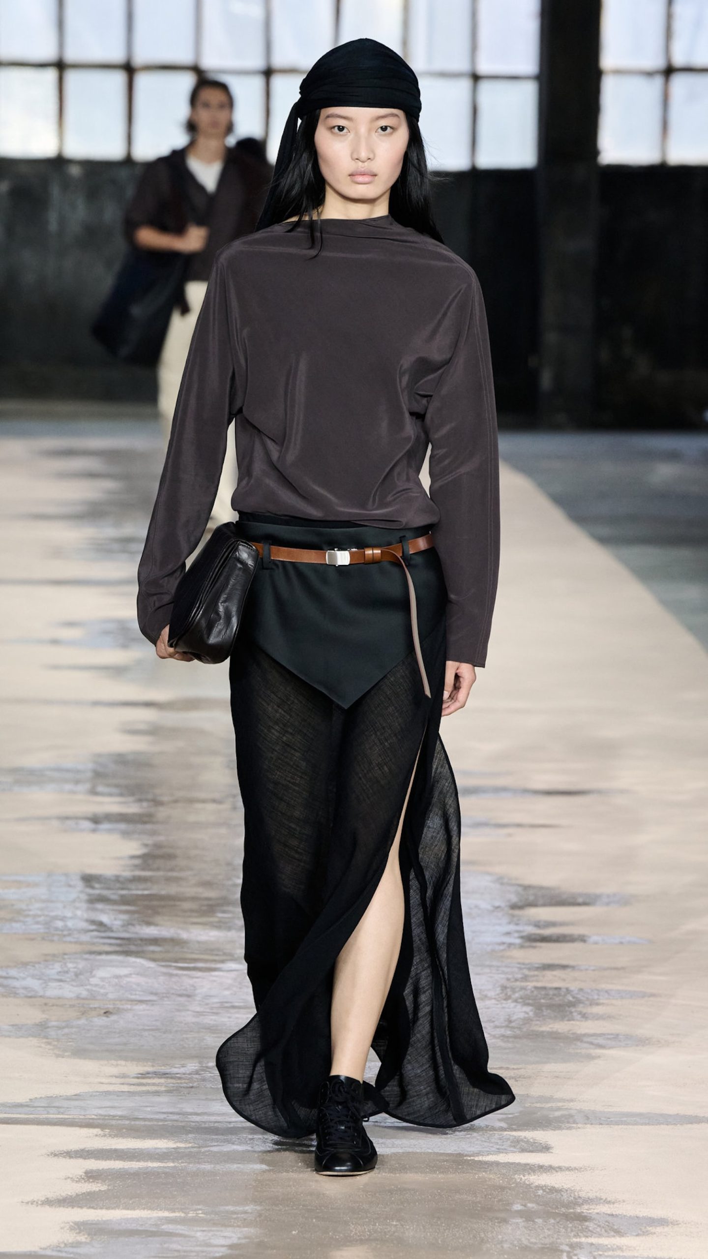 BOSS_Spring_Summer_26_Fashion_Show_RUNWAY_021_9x16__image-mid-res