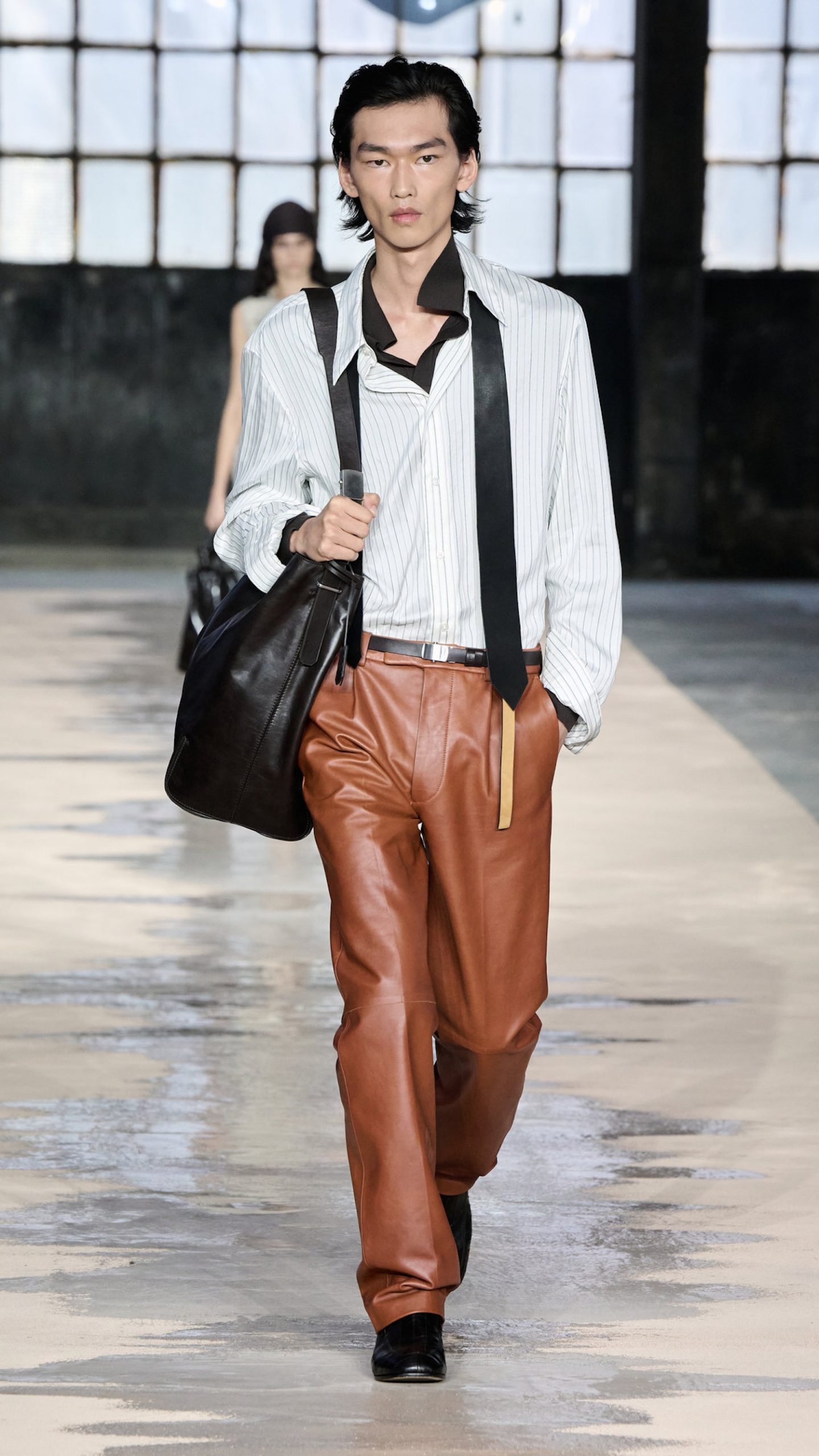 BOSS_Spring_Summer_26_Fashion_Show_RUNWAY_030_9x16__image-mid-res