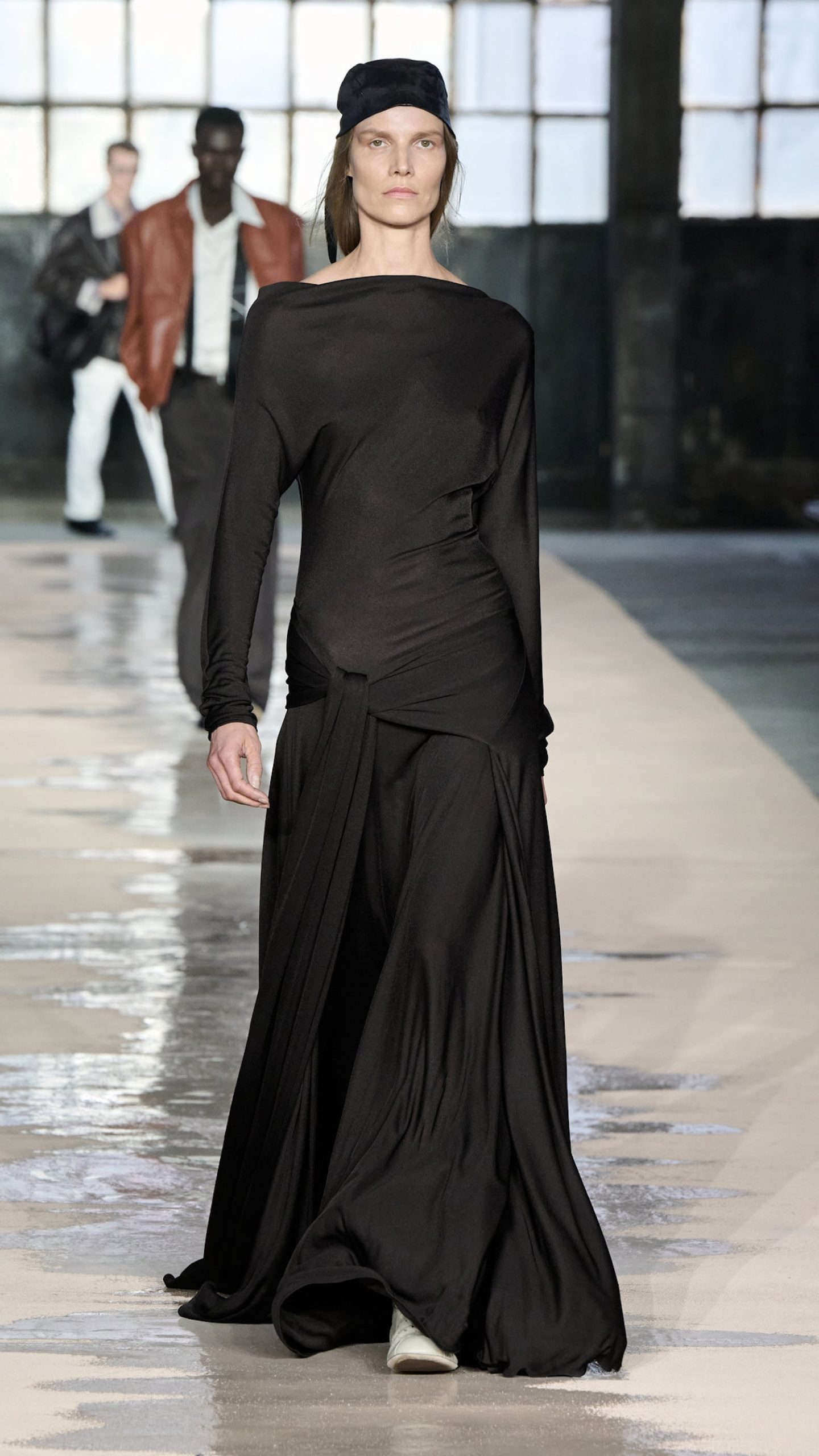 BOSS_Spring_Summer_26_Fashion_Show_RUNWAY_035_9x16__image-mid-res