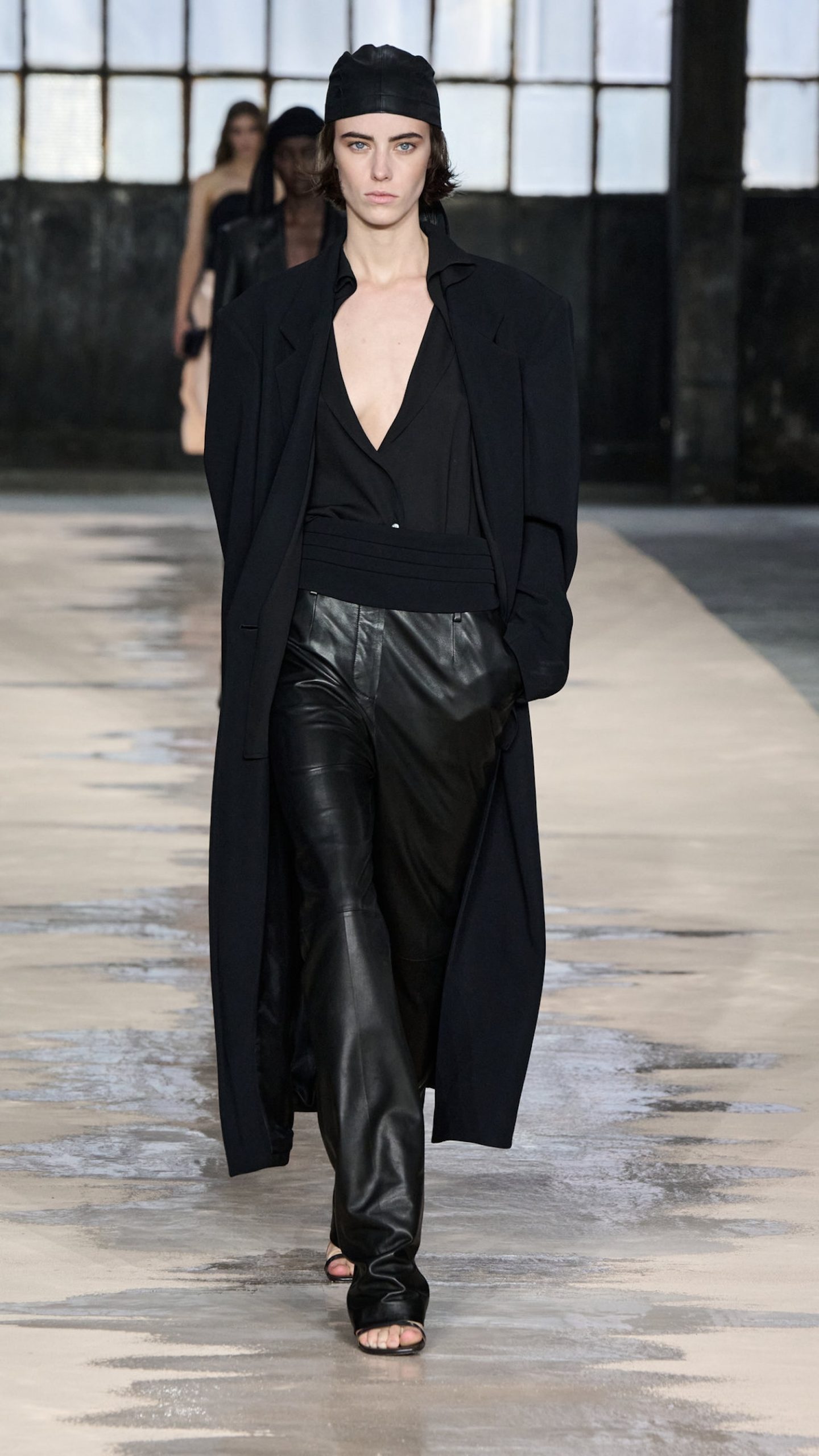 BOSS_Spring_Summer_26_Fashion_Show_RUNWAY_061_9x16__image-mid-res