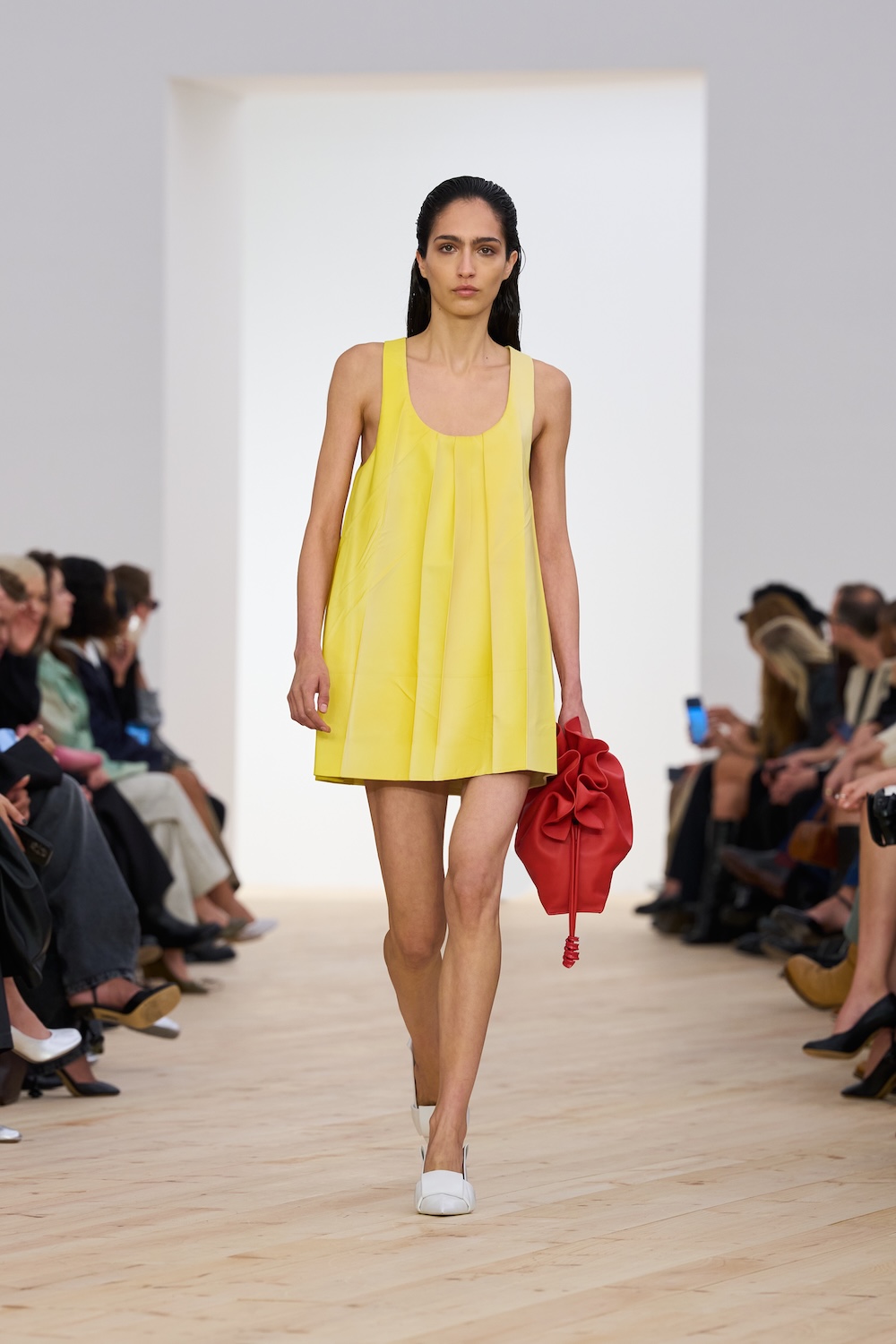 photo: Alessandro Lucioni / Gorunway.com