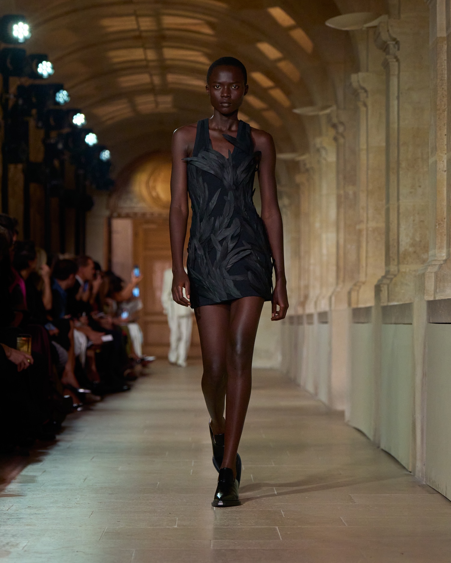 VB_SS26_4x5_RUNWAY_LOOK_04