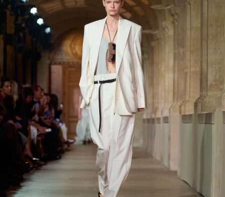 VB_SS26_4x5_RUNWAY_LOOK_06