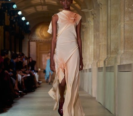 VB_SS26_4x5_RUNWAY_LOOK_07