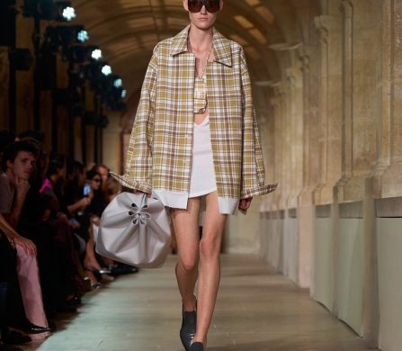 VB_SS26_4x5_RUNWAY_LOOK_17