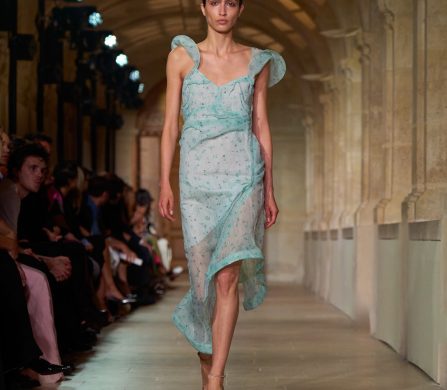 VB_SS26_4x5_RUNWAY_LOOK_39