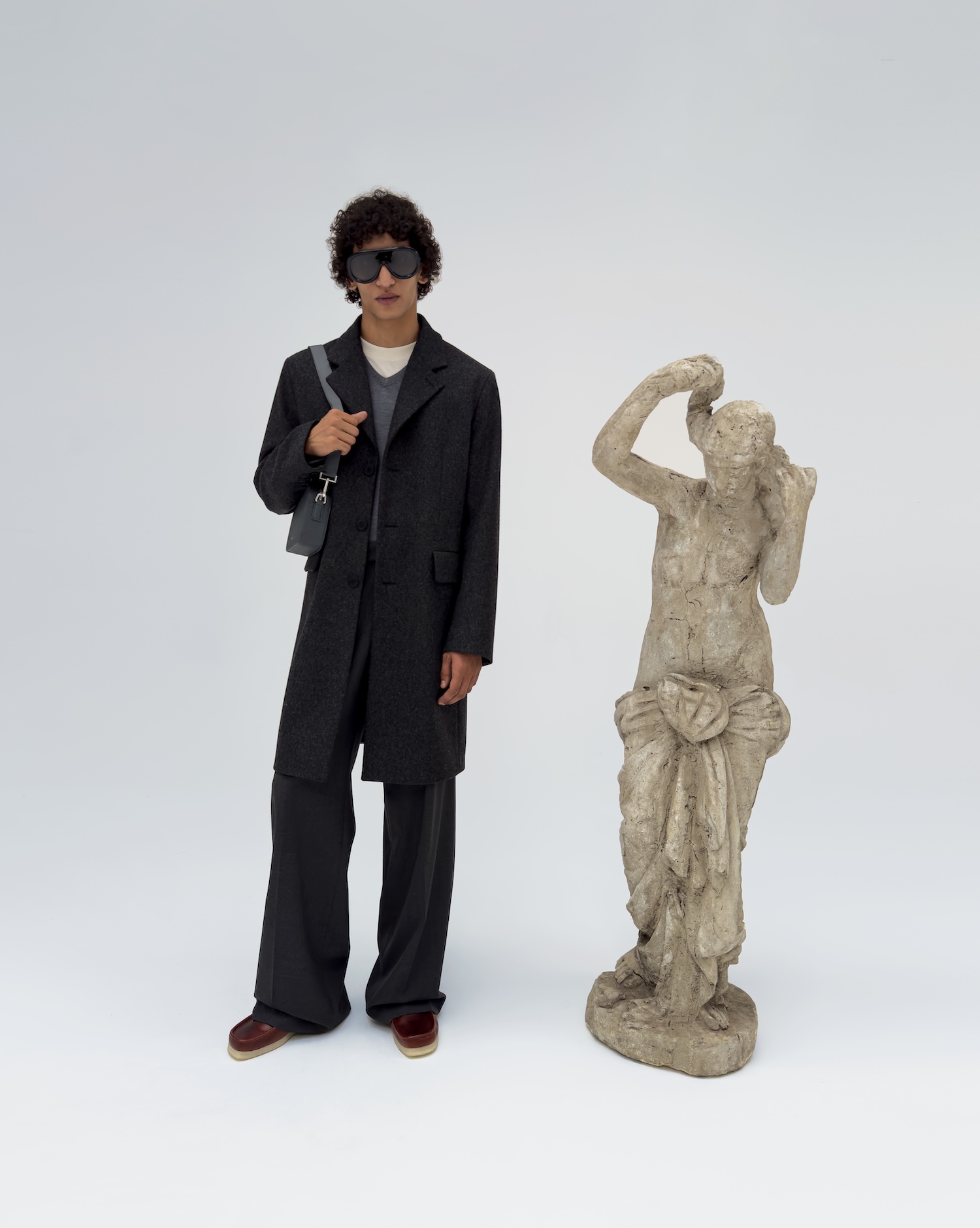 SANDRO_FW25_CLARKS_sRGB_ORIGINAL_CROPS_01