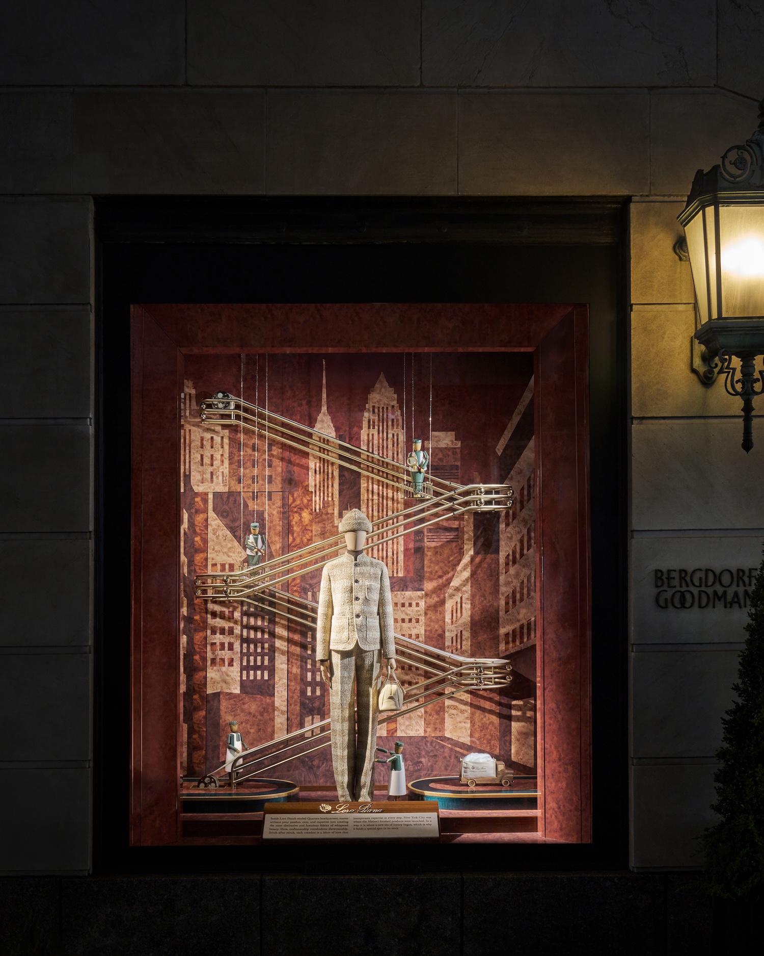 Loro Piana_Bergdorf Goodman Installation_Windows (13)