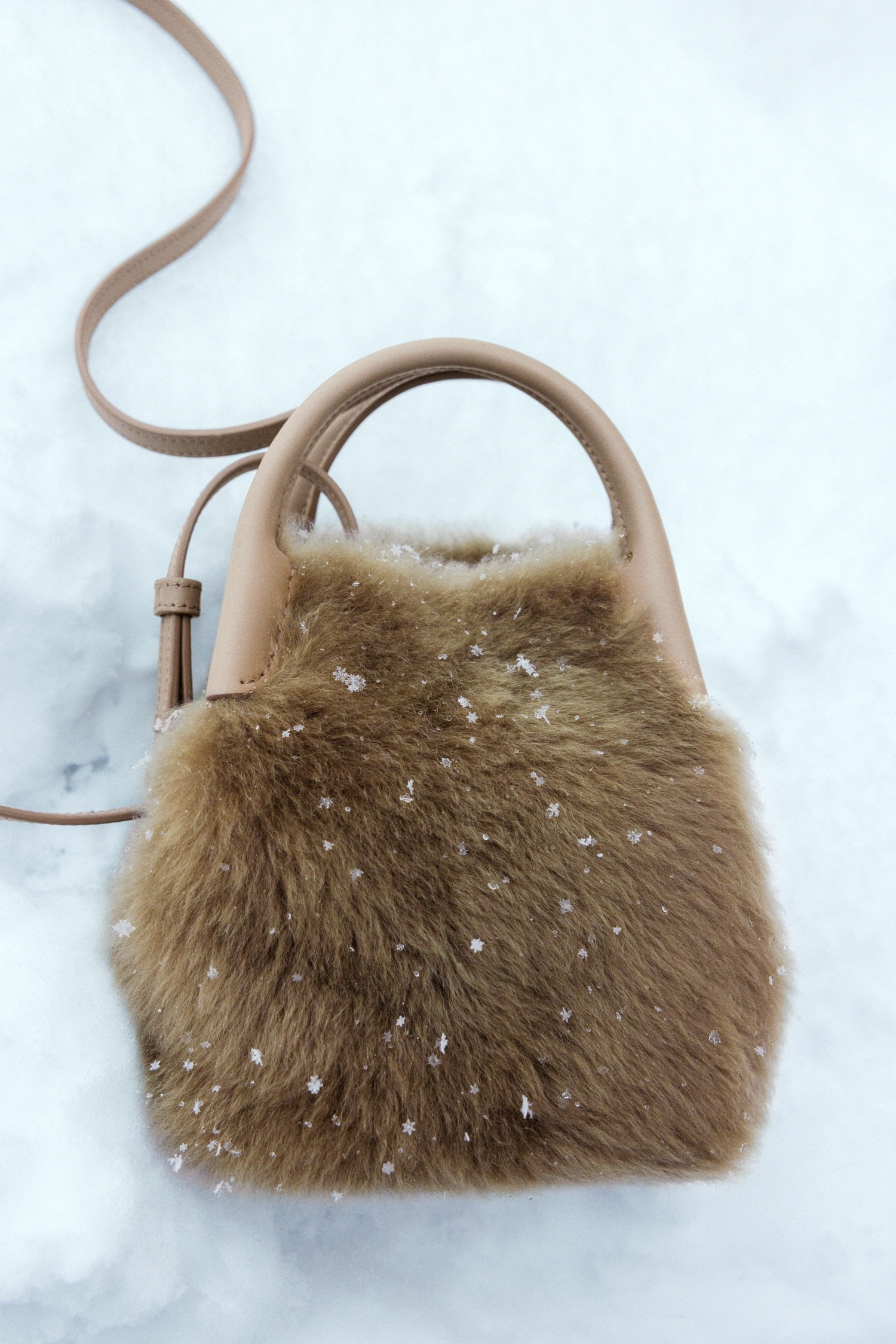 Loro Piana Fall Winter 2025-2026 _Bergdorf Goodman_Special Products (3)