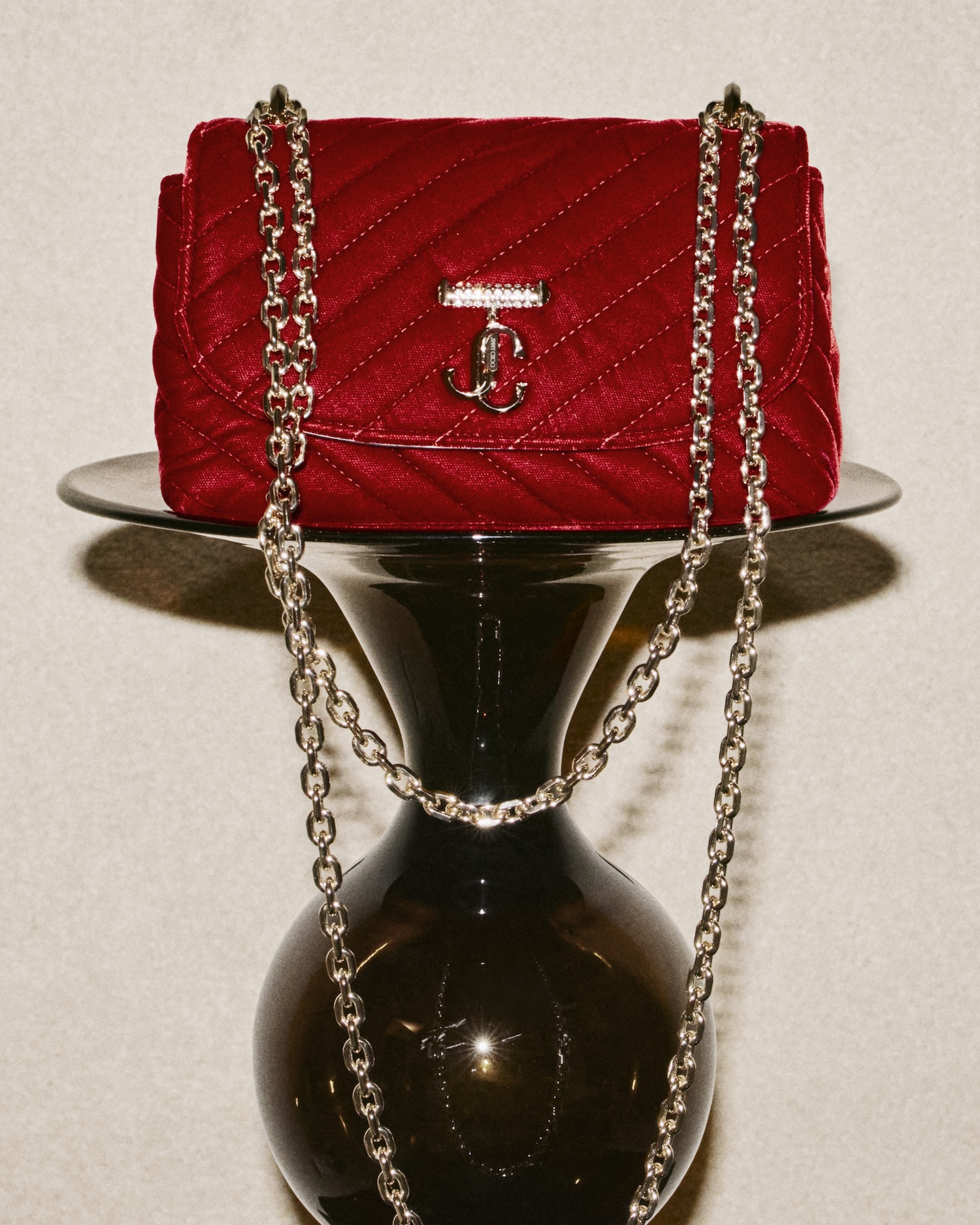 WINTER 25_AVENUE CURVE CROSSBODY_4x5