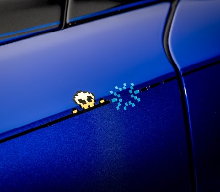 1. Black Badge Ghost Gamer – Coachline motif (2)