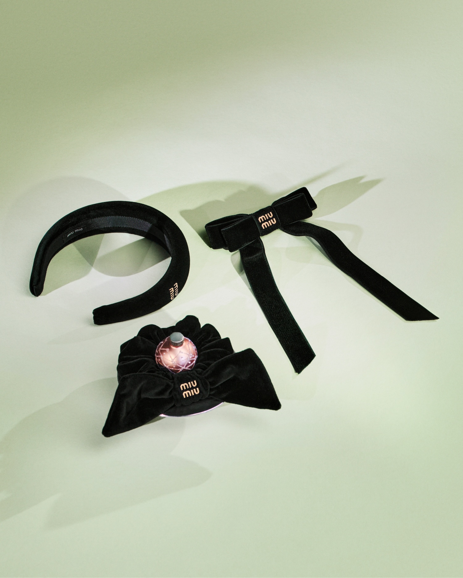 MIU MIU HOLIDAY 25_STILL LIFE_17