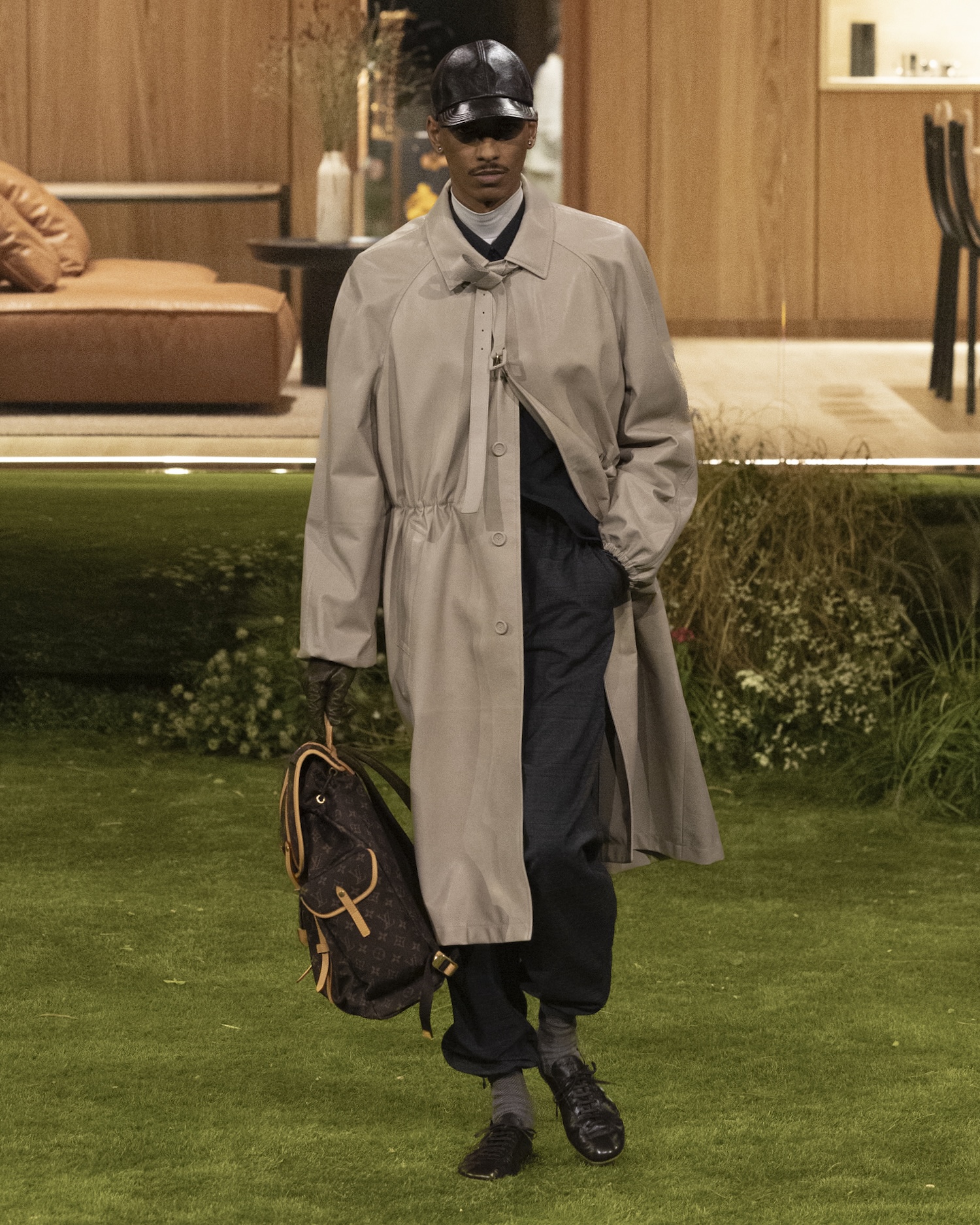 LOUIS VUITTON MENrsquo;S FALL WINTER 2026 LOOK 18