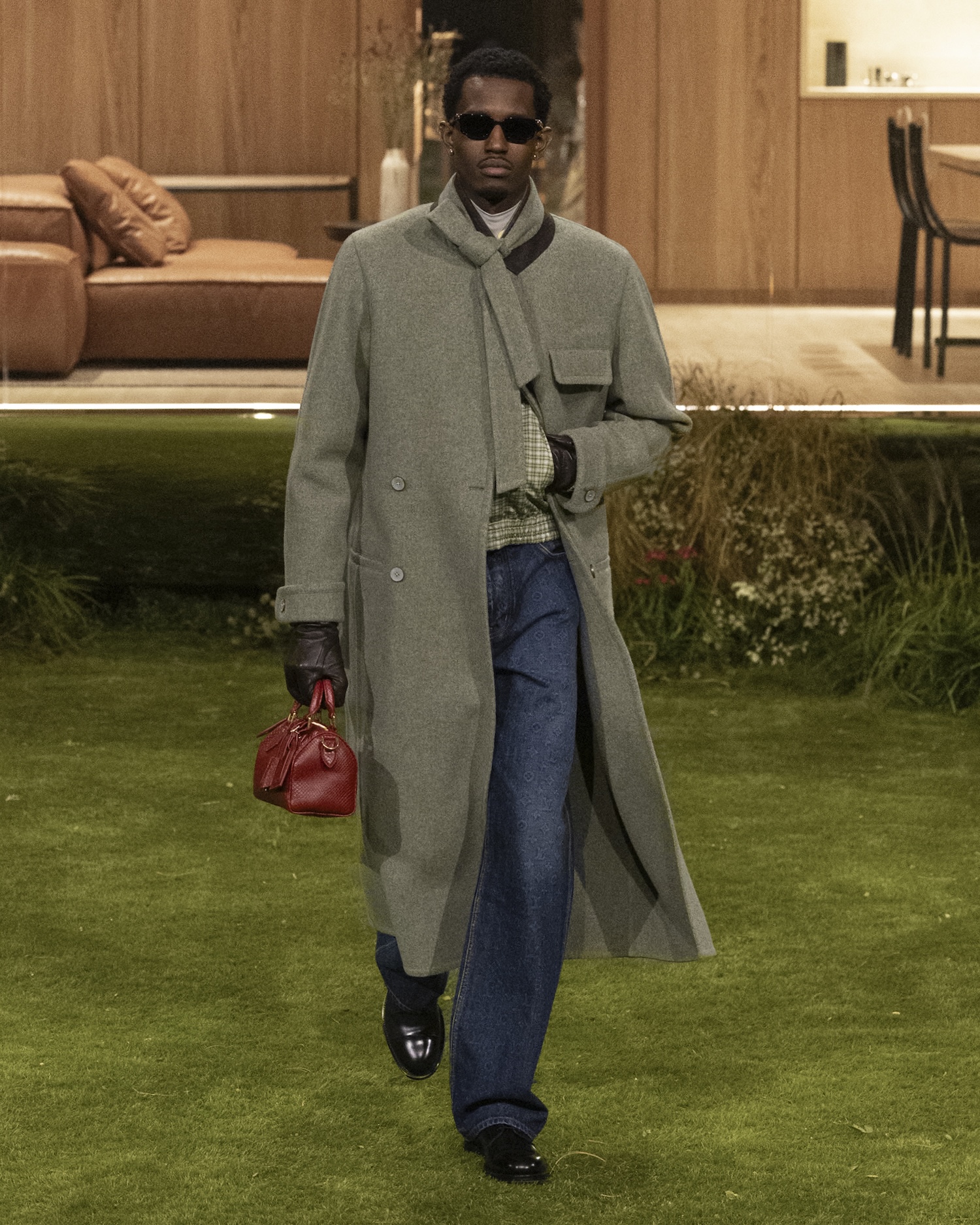 LOUIS VUITTON MENrsquo;S FALL WINTER 2026 LOOK 27