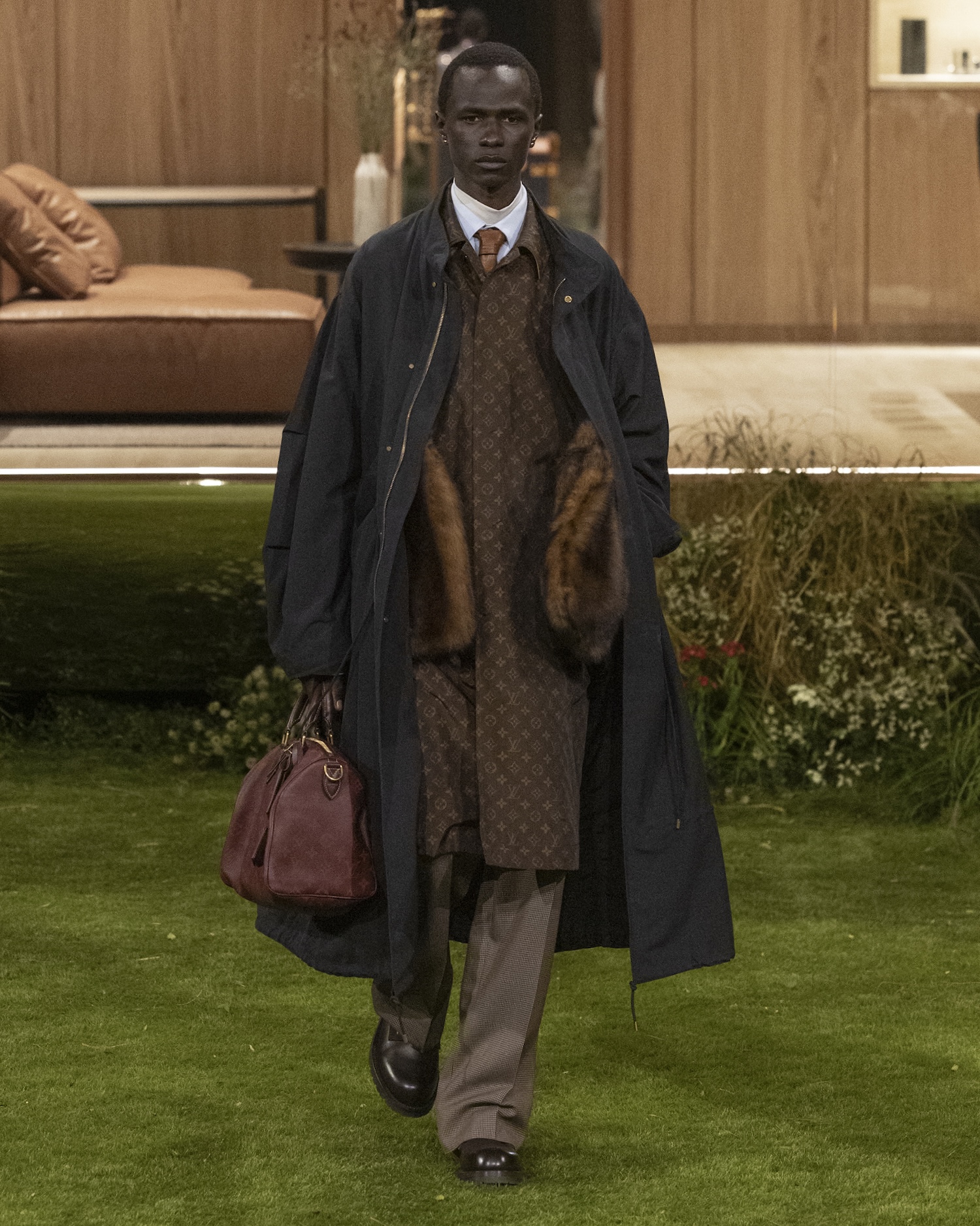 LOUIS VUITTON MENrsquo;S FALL WINTER 2026 LOOK 28