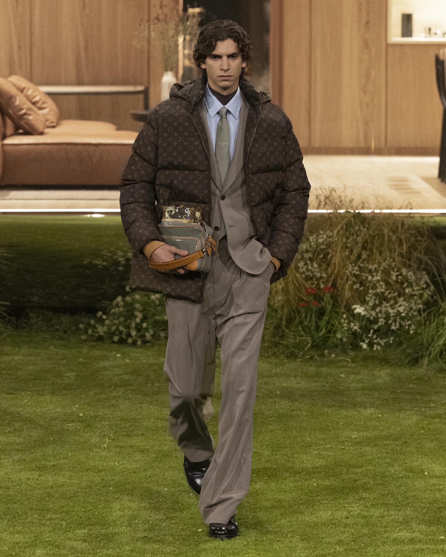 LOUIS VUITTON MENrsquo;S FALL WINTER 2026 LOOK 30