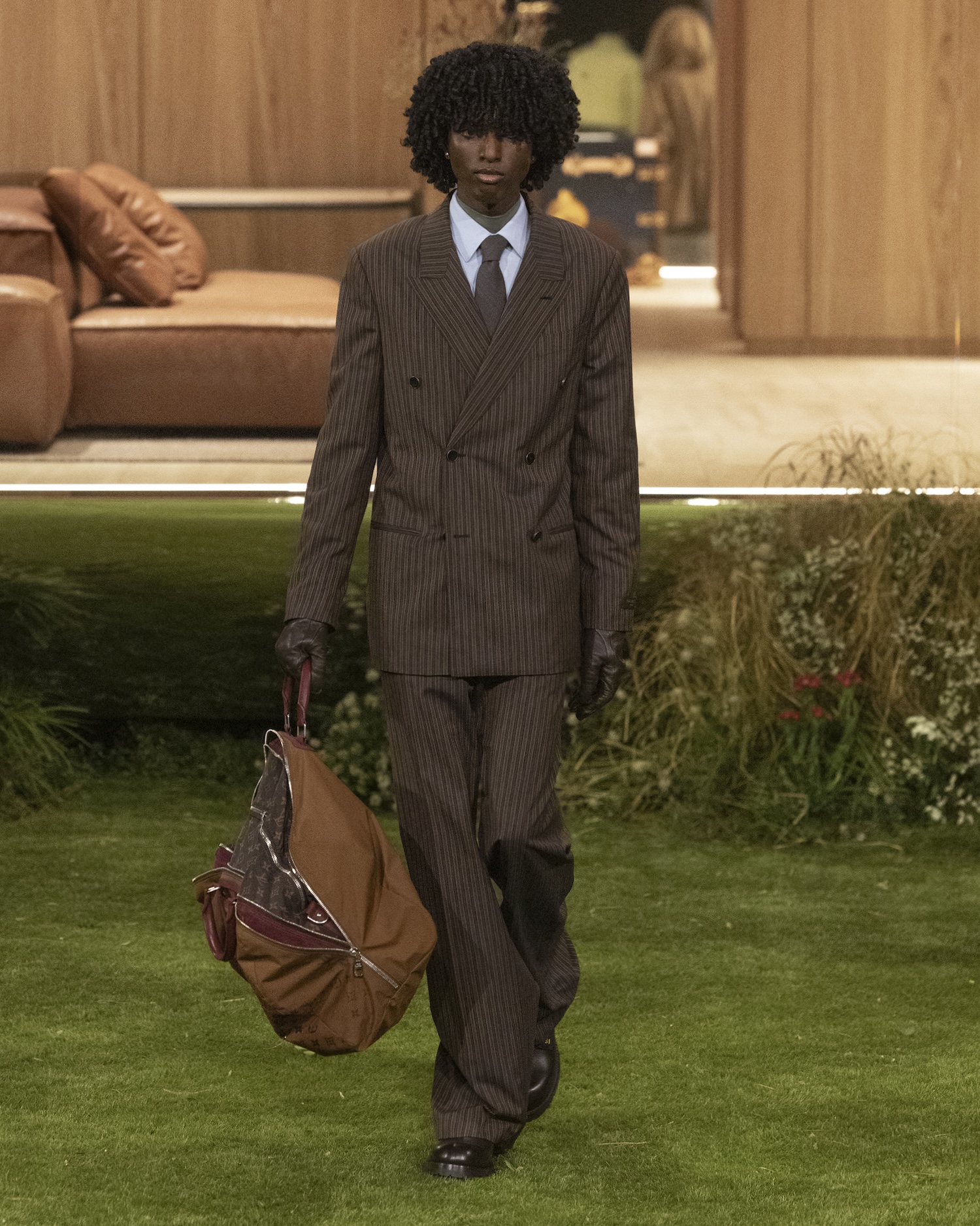 LOUIS VUITTON MENrsquo;S FALL WINTER 2026 LOOK 32